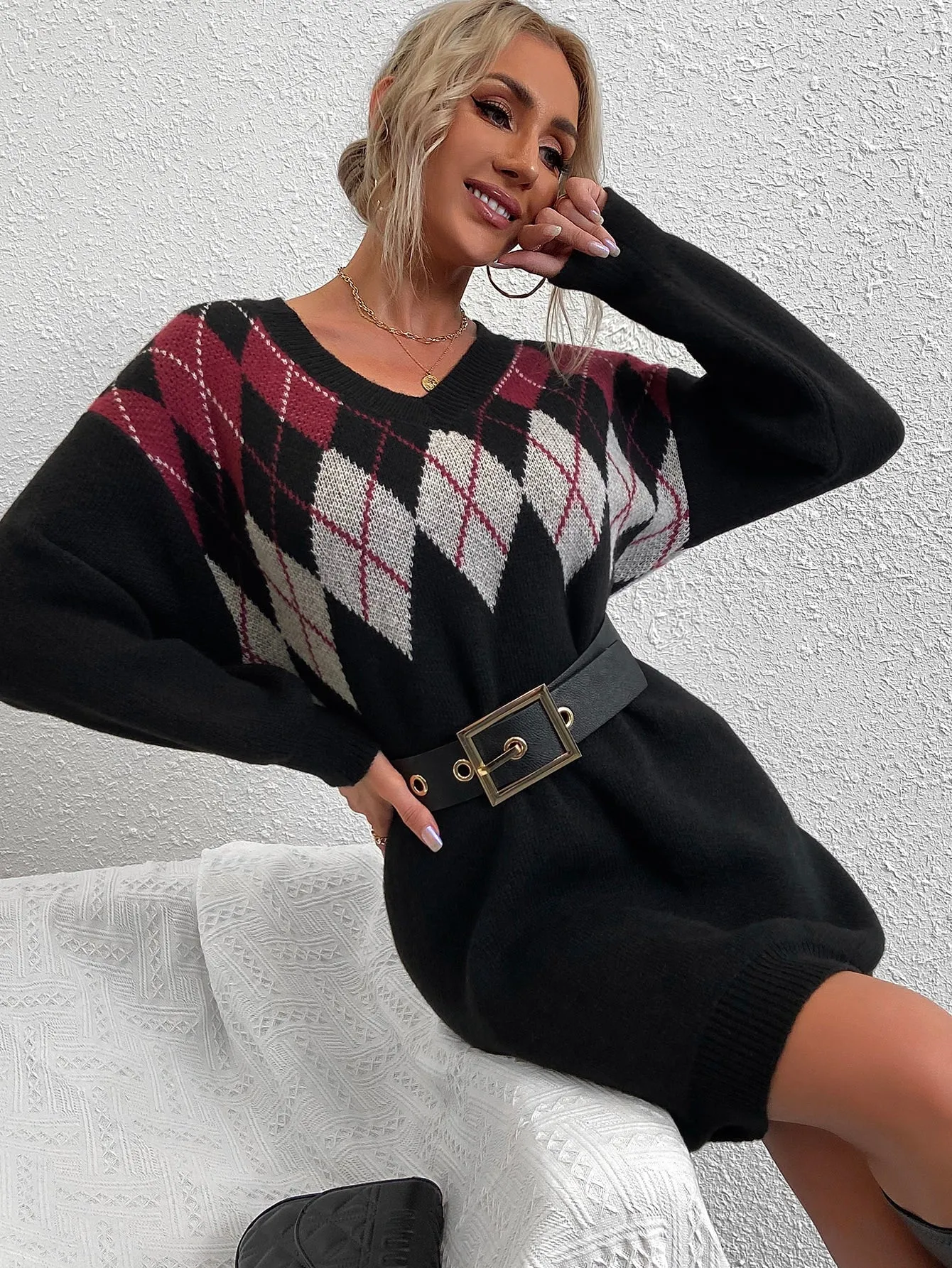 Casual Geometric Long Sleeve V Neck Straight Short Women Sweater Dress