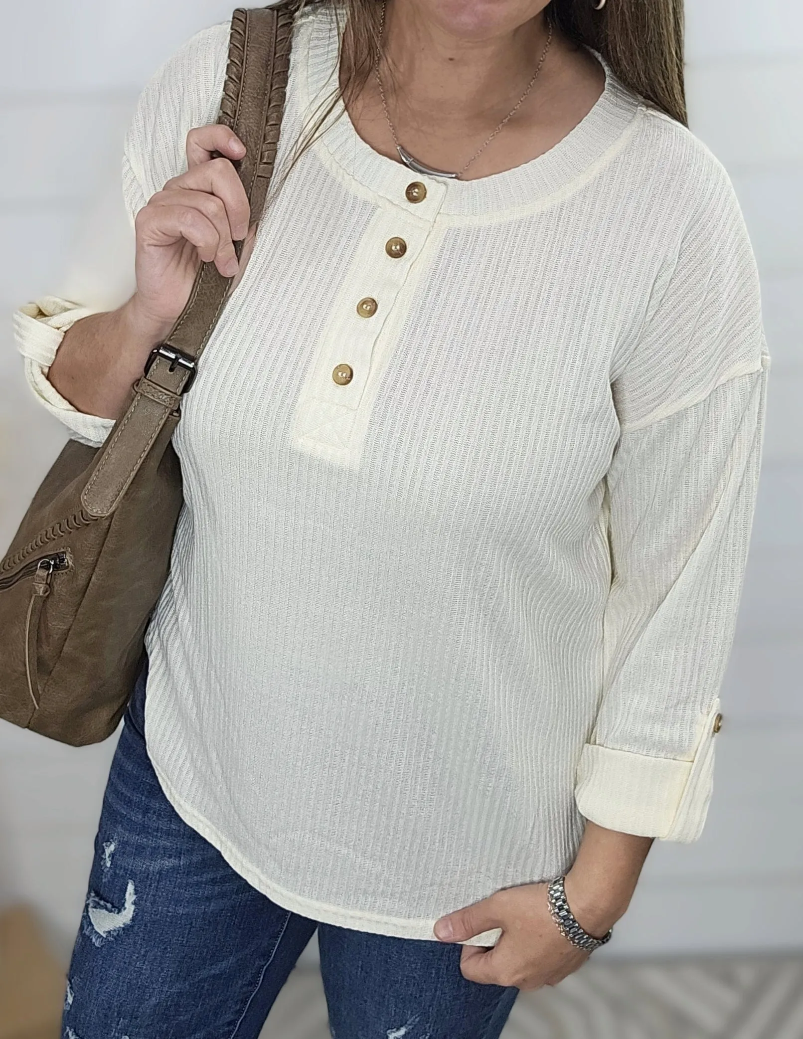 CREAM HENLEY 3/4 ROLL UP SLEEVE KNIT TOP
