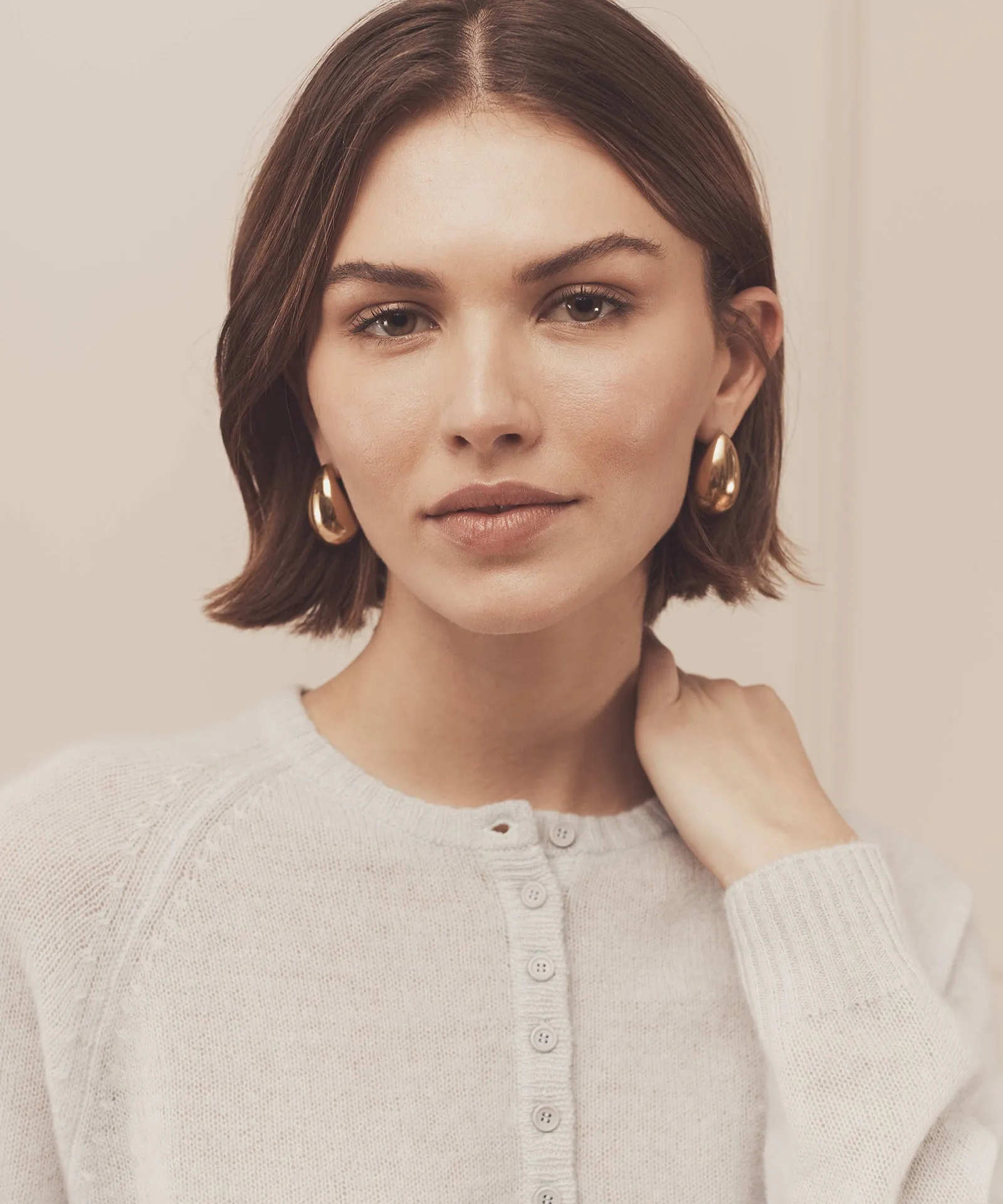 Featherweight Cashmere Henley Sweater