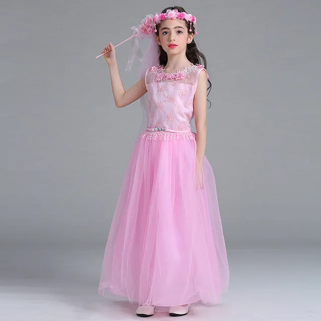 High Quality Embroidery Flower Neck
