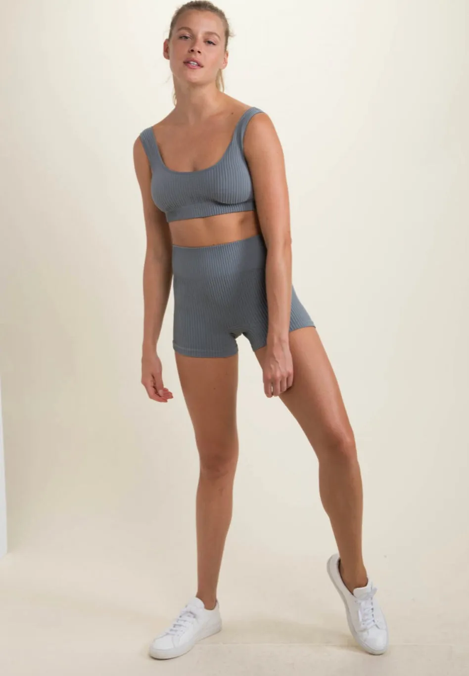 MONO B- Ribbed Seamless High-Waisted Short Shorts
