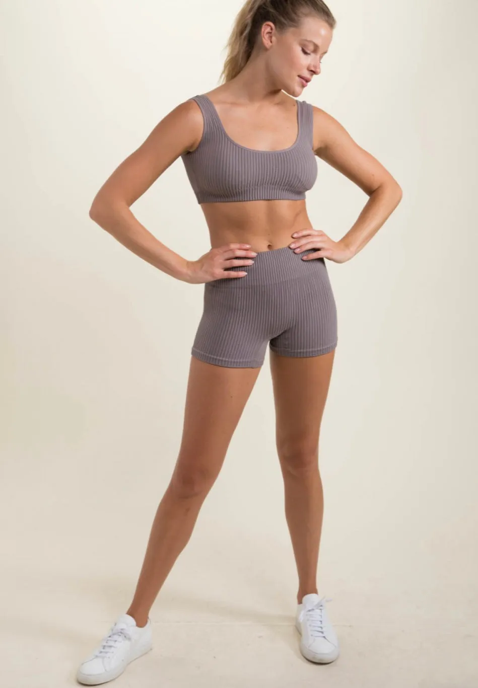 MONO B- Ribbed Seamless High-Waisted Short Shorts