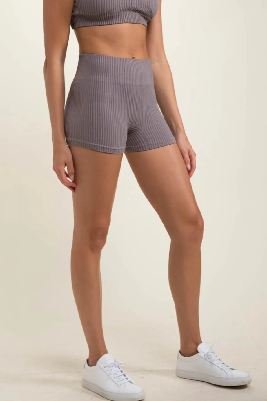 MONO B- Ribbed Seamless High-Waisted Short Shorts