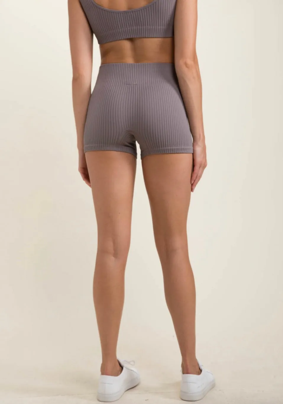 MONO B- Ribbed Seamless High-Waisted Short Shorts