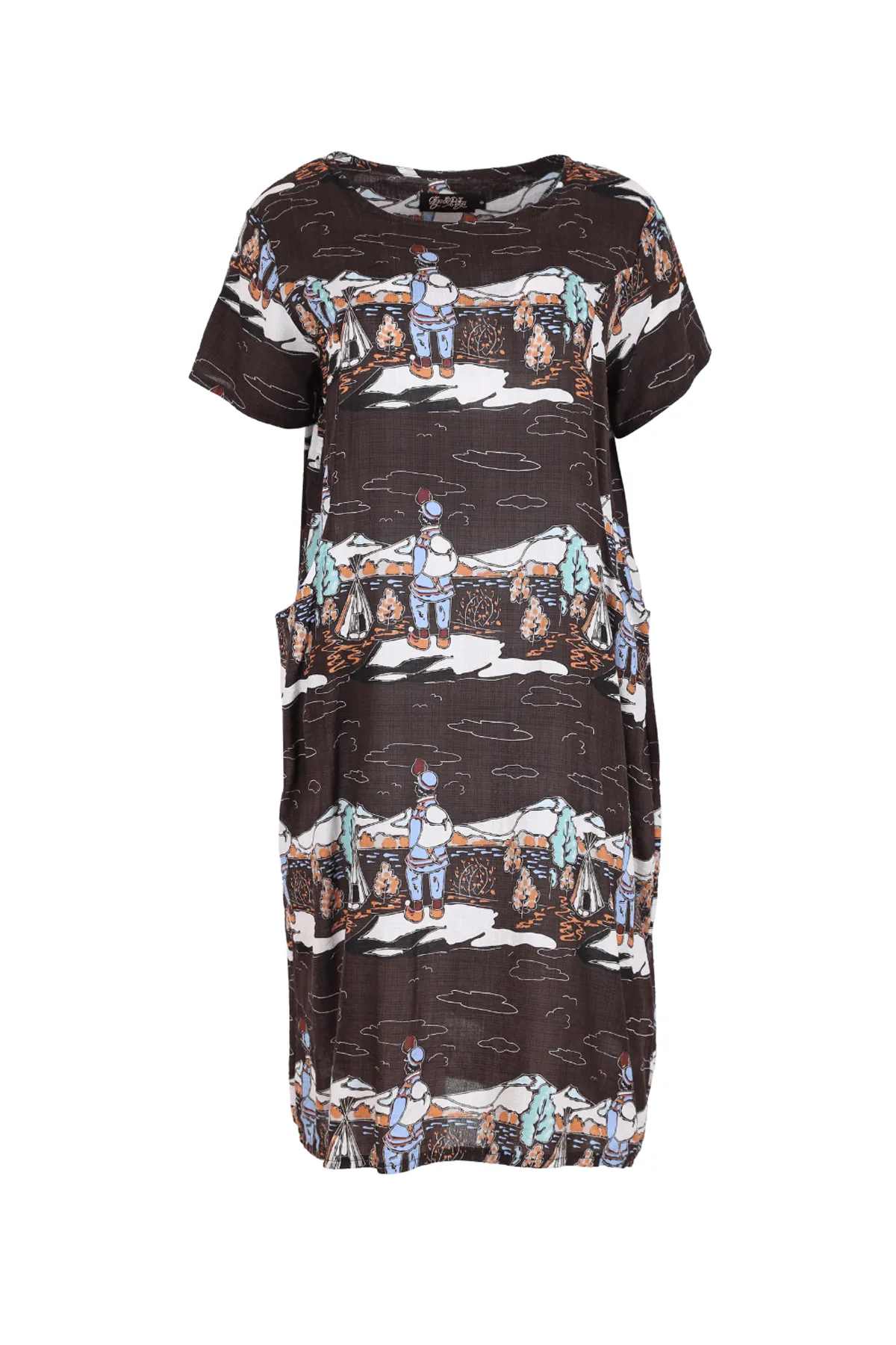 Pathfinder Shift Dress in Seersucker
