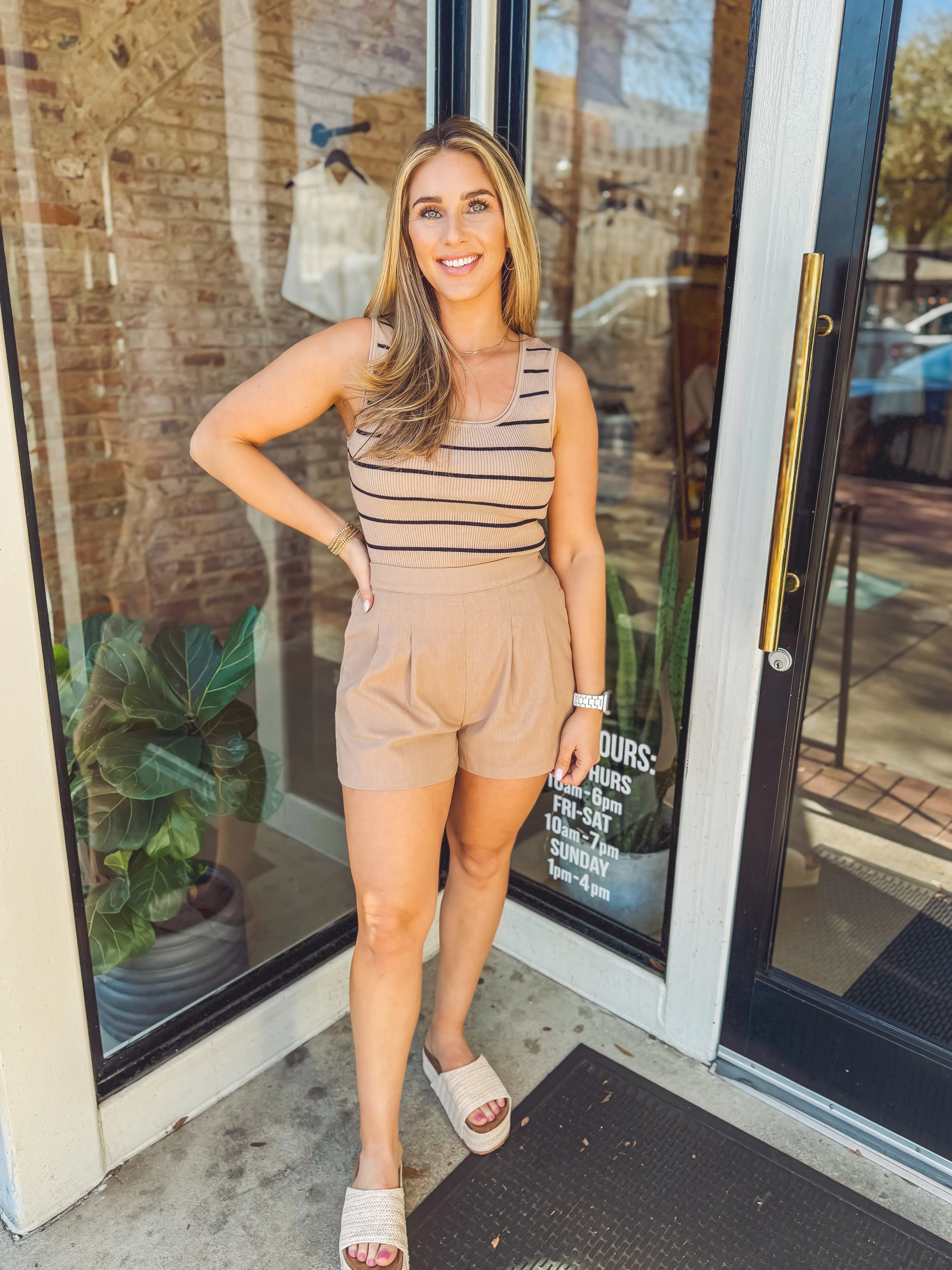 Spring linen shorts - mocha