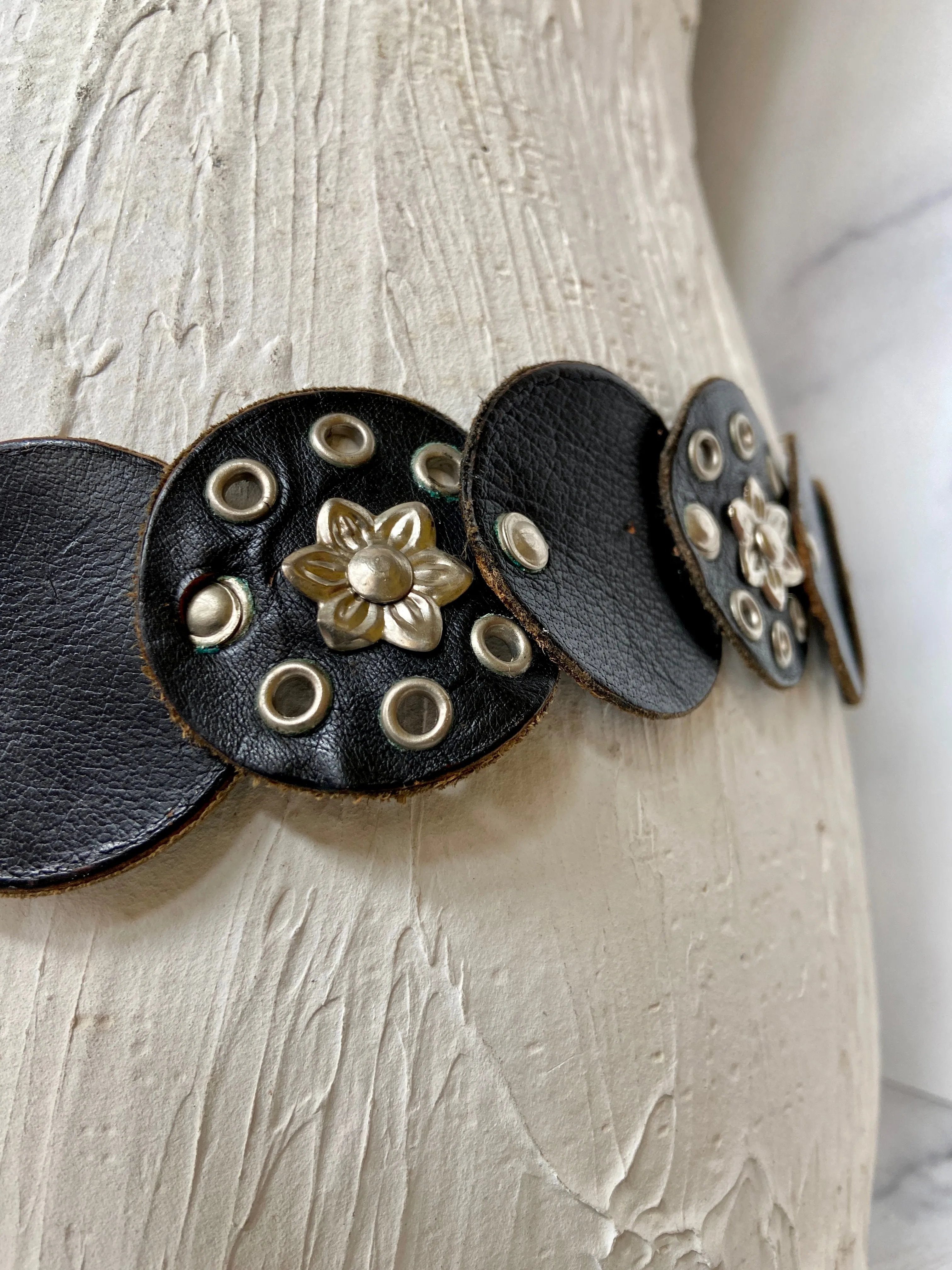 Vintage brown waist belt